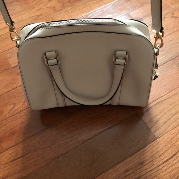 Kate spade purse used only once ! - Picture 3 of 5